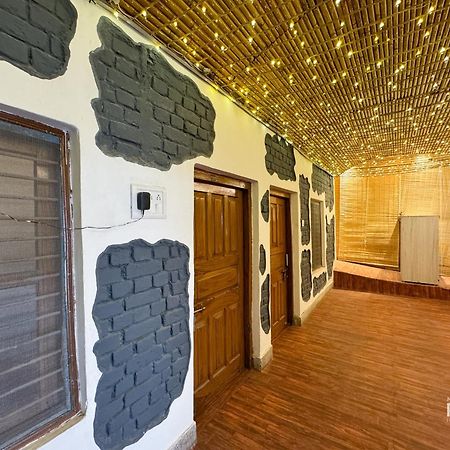The Leisure Cave On The Ganges Hotel Rishikesh Exterior photo