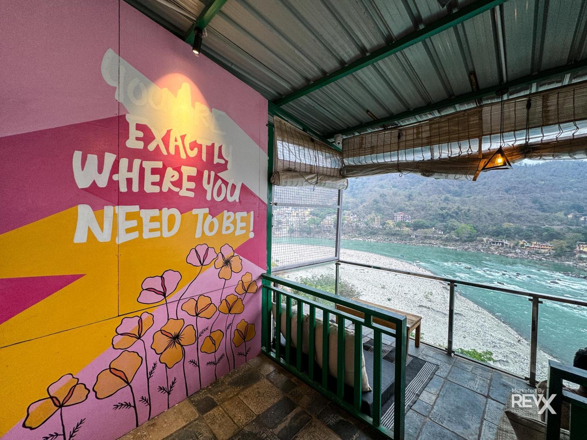 The Leisure Cave On The Ganges Hotel Rishikesh Exterior photo