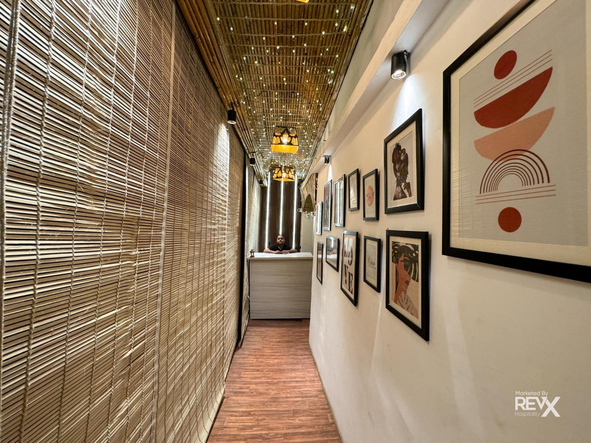 The Leisure Cave On The Ganges Hotel Rishikesh Exterior photo